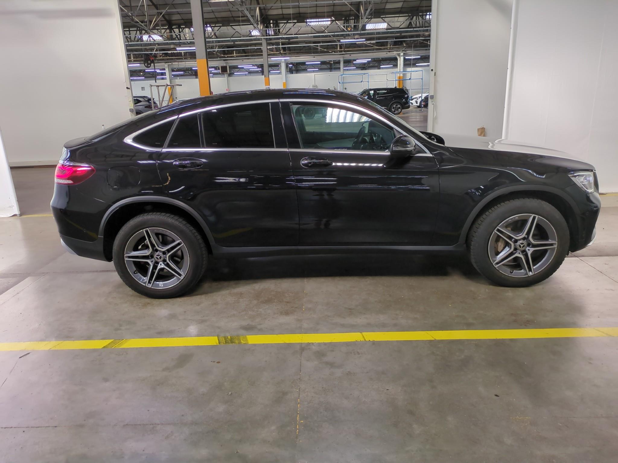 MERCEDES-BENZ MERCEDES CLASSE GLC COUPE Coupé 300 e 9G-Tronic 4Matic AMG Line 2022