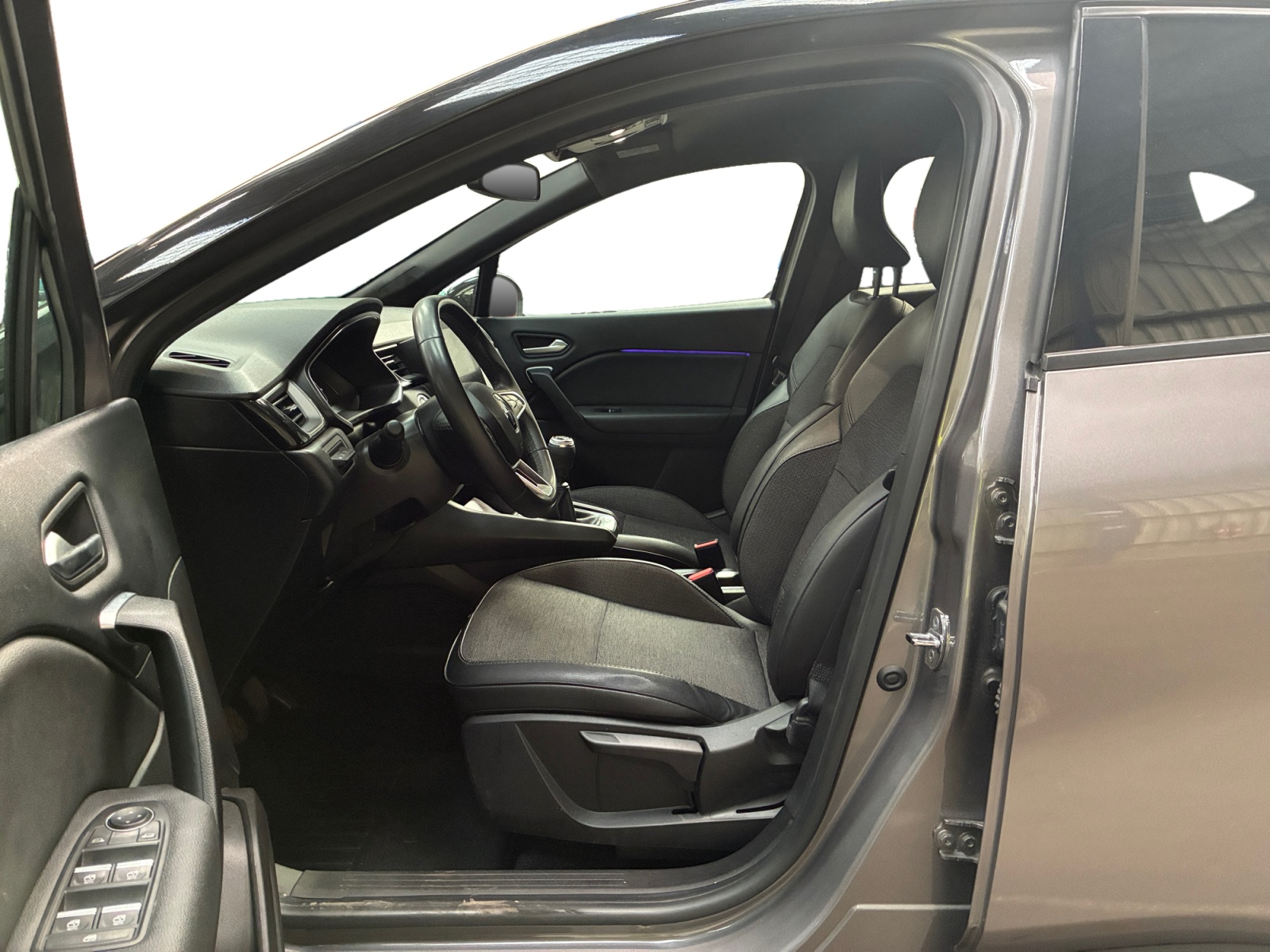 RENAULT Captur mild hybrid 140 Rive Gauche 2023