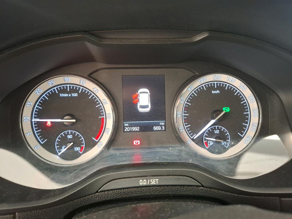 SKODA KAROQ 2.0 TDI 116 ch SCR DSG7 Ambition 2022