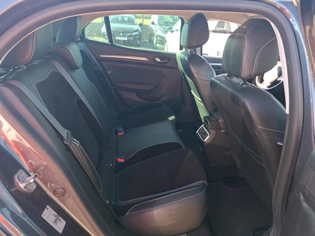 RENAULT MÉGANE MEGANE IV BERLINE Blue dCi 115 Intens 2019