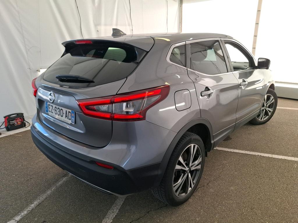 NISSAN  2018