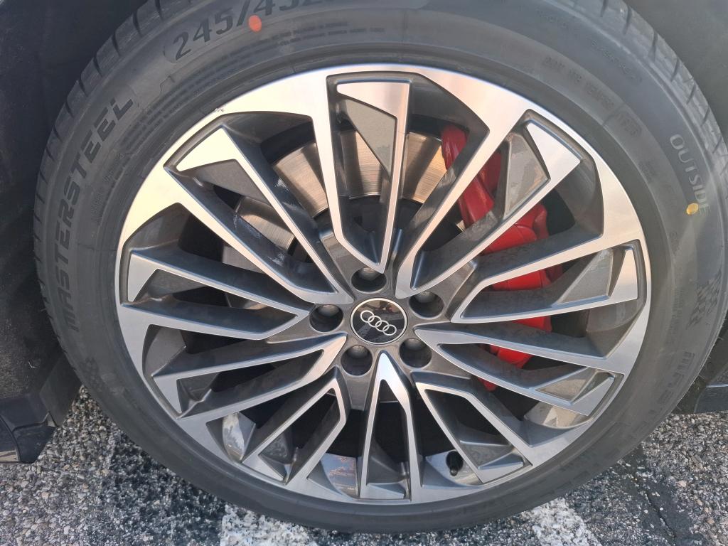AUDI A6 AVANT 55 TFSIe 367 ch S tronic 7 Quattro Competition 2023