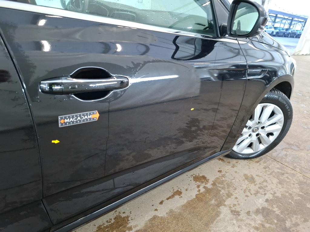 RENAULT MÉGANE MEGANE IV BERLINE Blue dCi 115 Business 2021