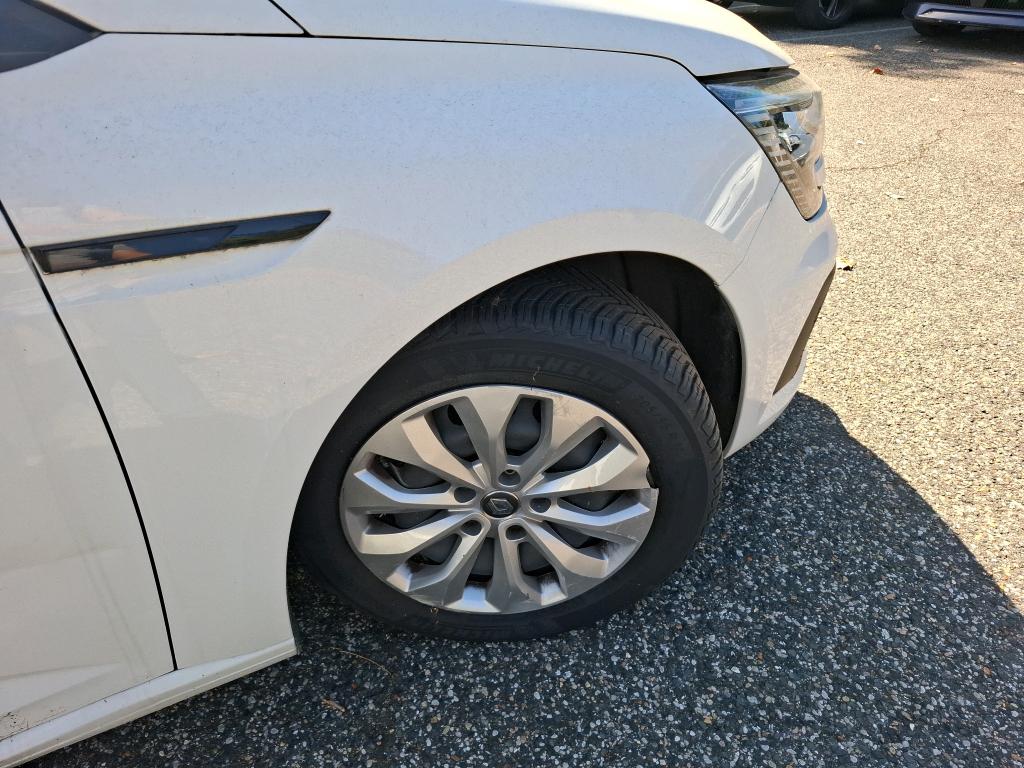 RENAULT MEGANE SOCIETE IV BLUE DCI 115 - 20 AIR NAV 2P 2020