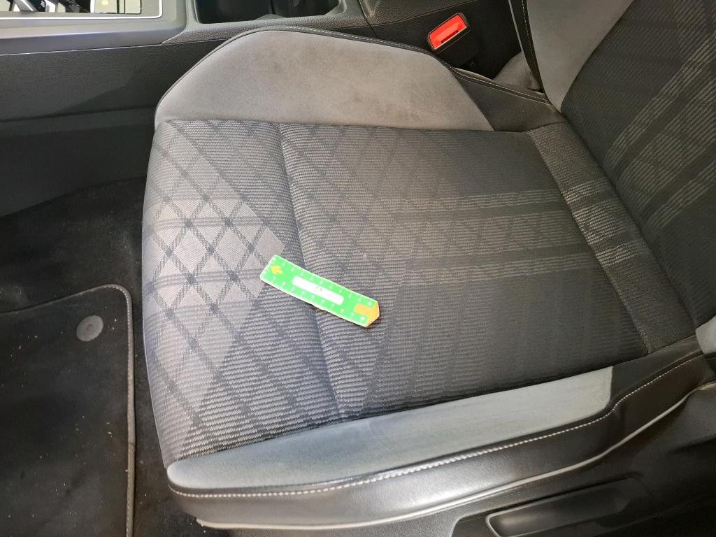 VOLKSWAGEN GOLF SW 2.0 TDI SCR 150 DSG7 R-Line 2021
