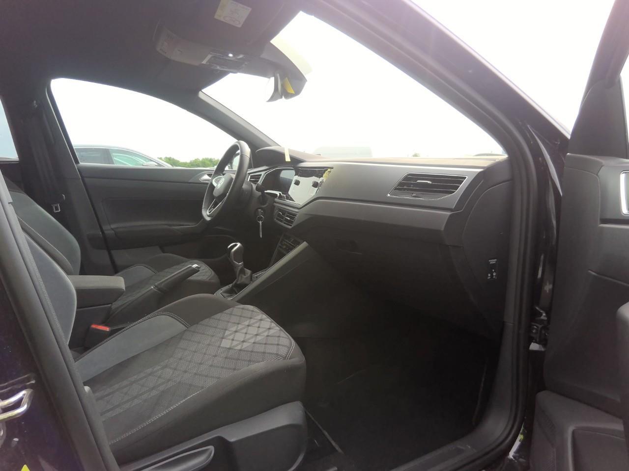 VOLKSWAGEN Polo 1.0 TSI 95 S&S BVM5 R-Line Edition 2025