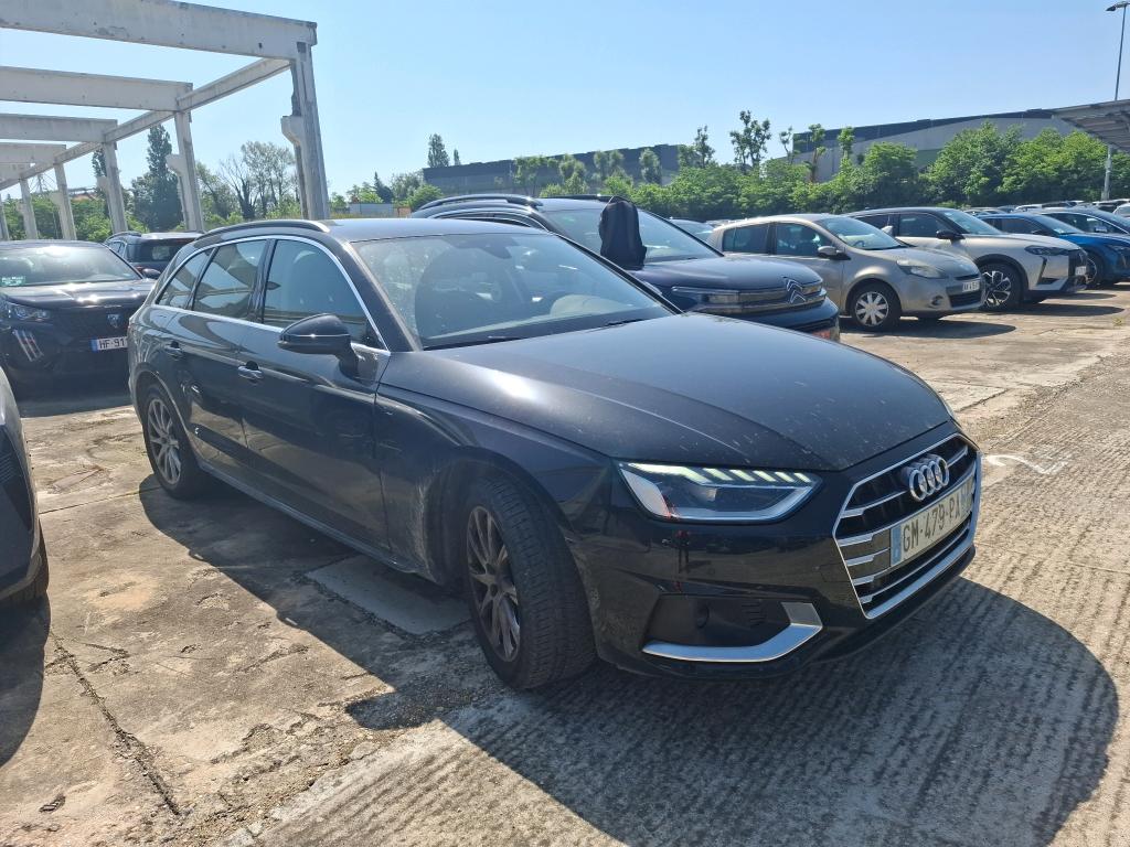 AUDI A4 AVANT 30 TDI 136 S tronic 7 Business Line 2023