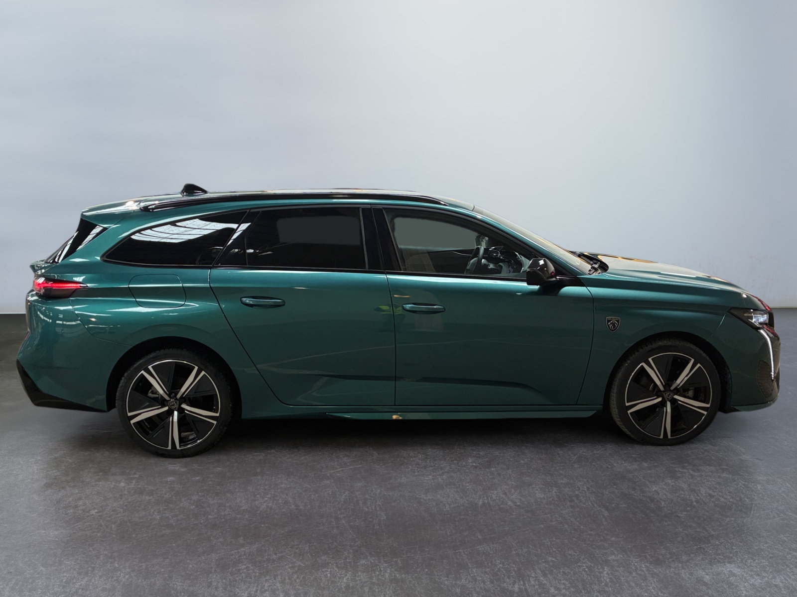 PEUGEOT 308 SW BlueHDi 130ch S&S EAT8 GT 2024