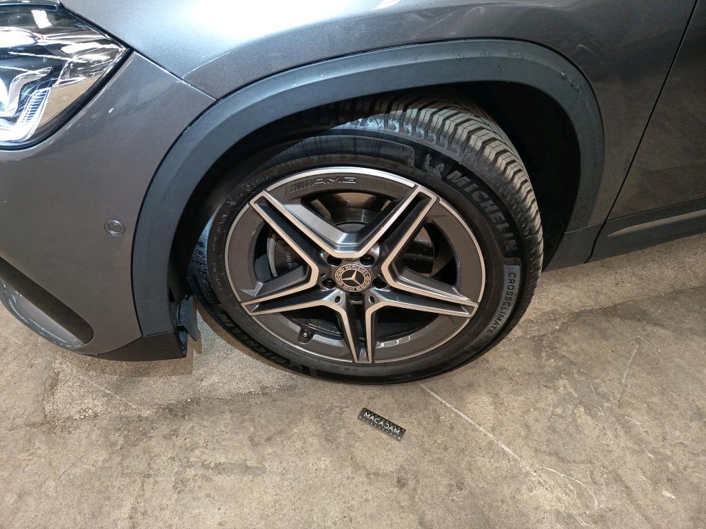 MERCEDES-BENZ GLA 200 d 8G-DCT AMG Line 2021