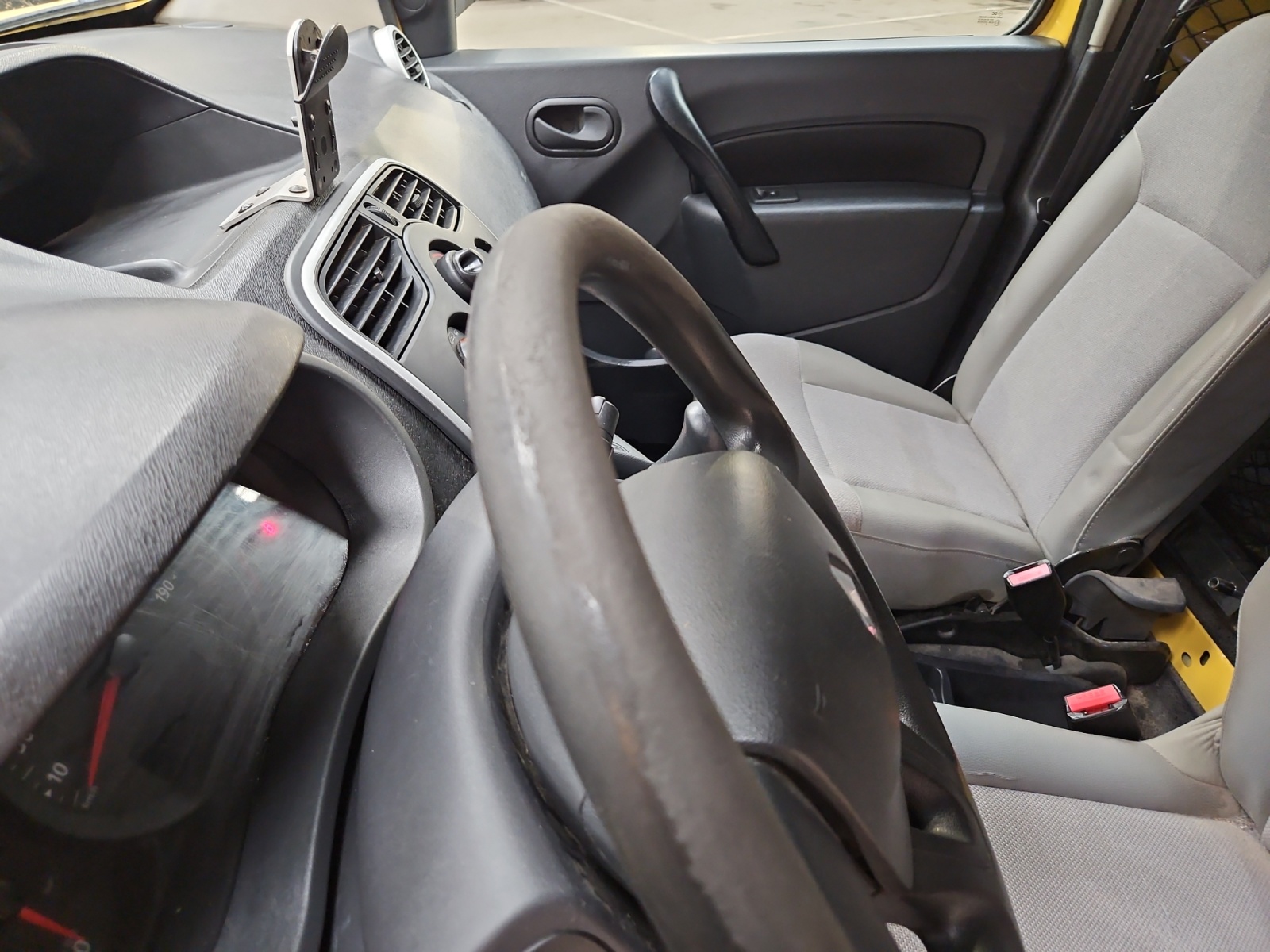 RENAULT KANGOO EXPRESS 1.5 DCI 75 ENERGY E6 GENERIQUE 2019