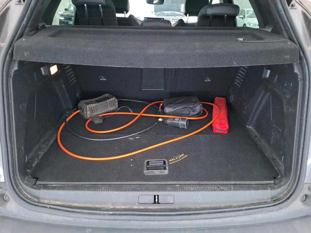 PEUGEOT 3008 Hybrid 225 e-EAT8 Allure Pack 2022