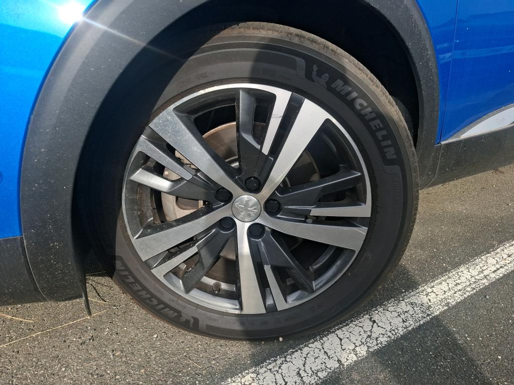 PEUGEOT 3008 Hybrid 225 e-EAT8 Allure Pack 2022
