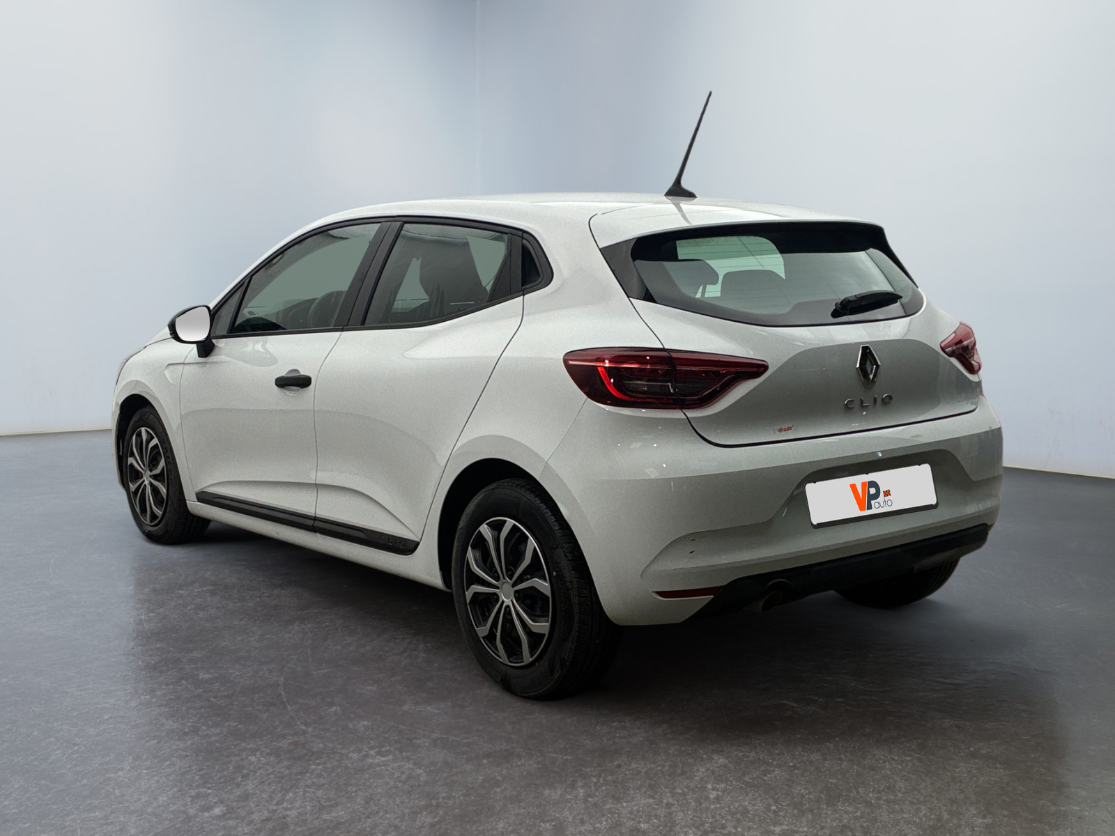 RENAULT CLIO V SCe 65 Authentic 2023