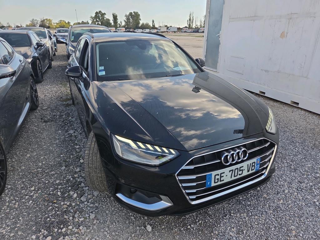 AUDI A4 AVANT 30 TDI 136 S tronic 7 Business Line 2022