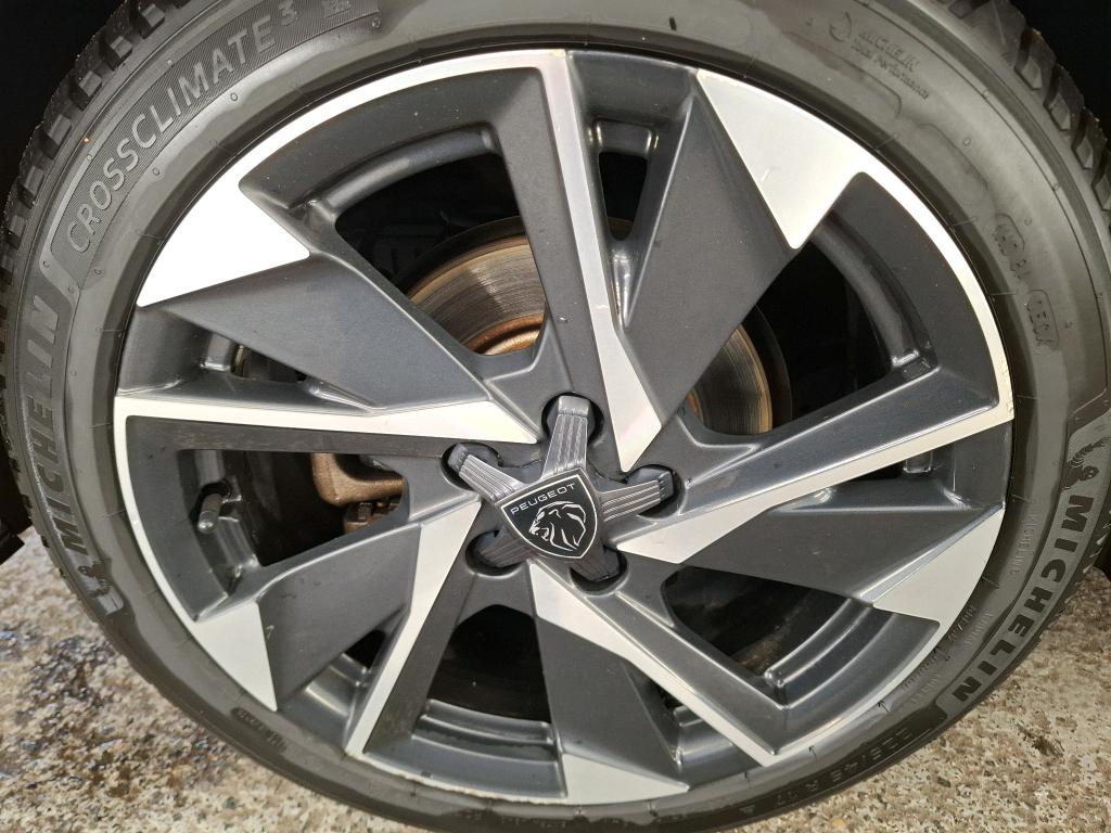 PEUGEOT 308 SW BlueHDi 130ch S&S EAT8 Allure Pack 2022