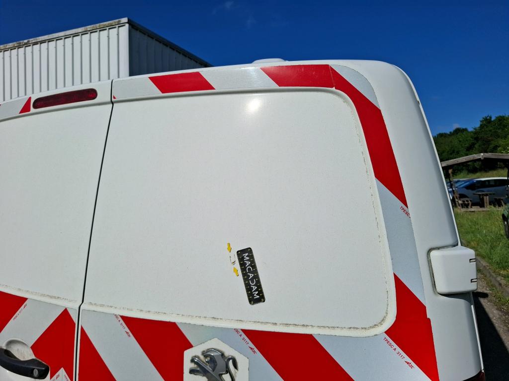 PEUGEOT EXPERT FGN TOLE STANDARD 2.0 BLUEHDI 120 S&S BVM6 PREMIUM 2018