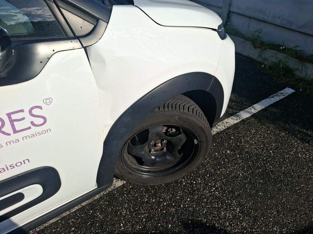 CITROEN C3 PureTech 83 BVM5 Plus 2024