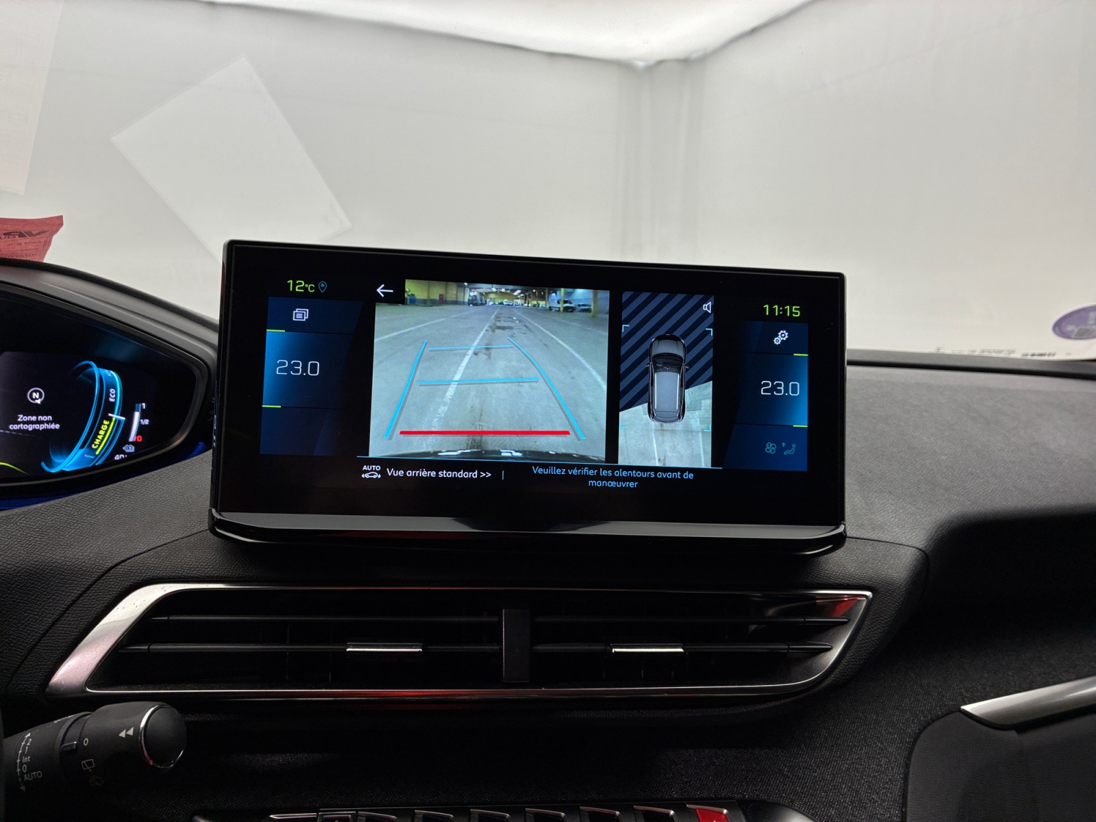 PEUGEOT 3008 Hybrid 225 e-EAT8 Allure Pack 2022