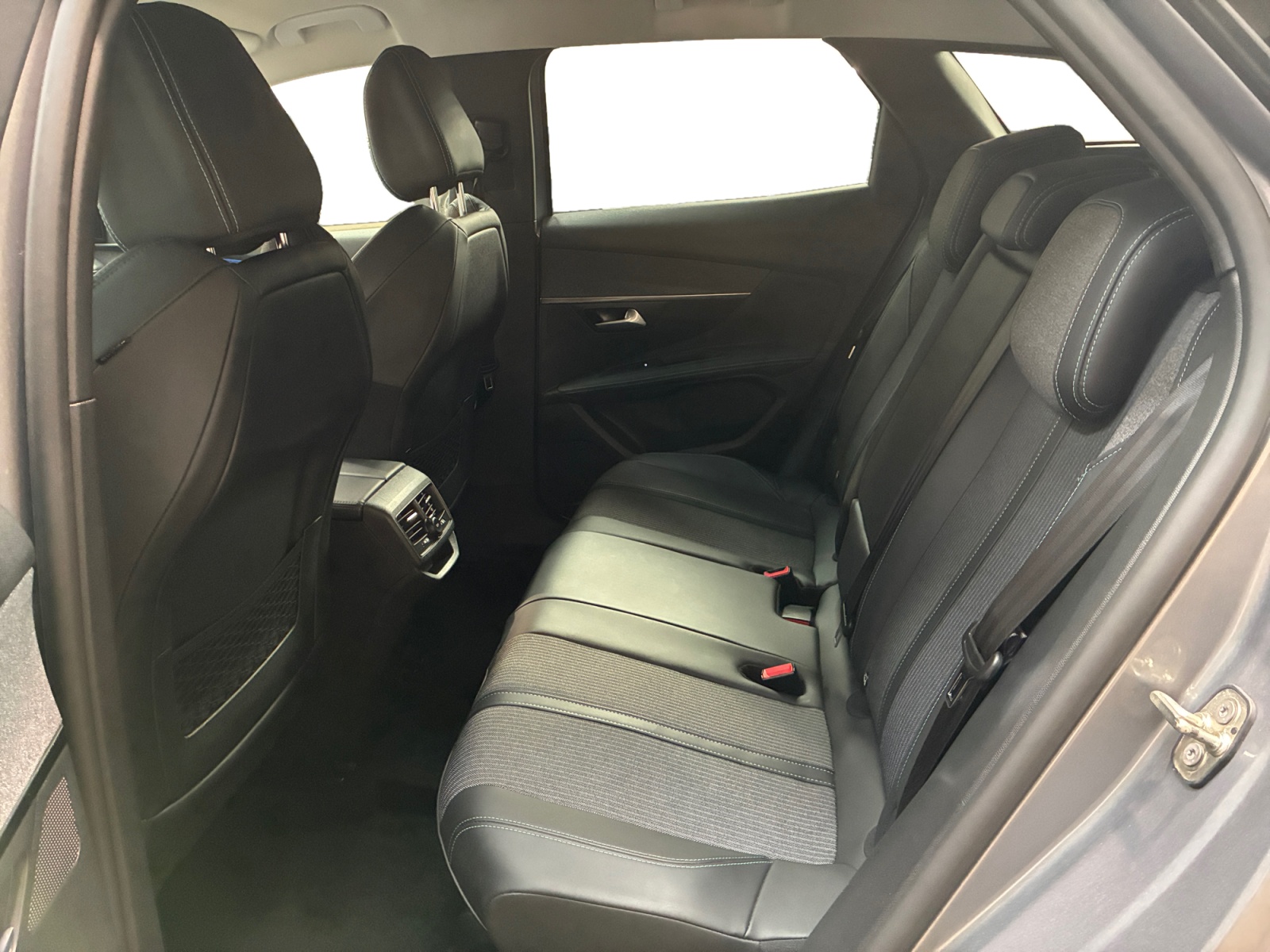 PEUGEOT 3008 BlueHDi 130ch S&S BVM6 Allure Pack 2021