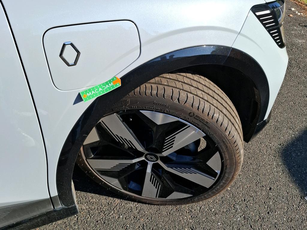 RENAULT MÉGANE MEGANE E-TECH EV40 130ch boost charge Techno 2023