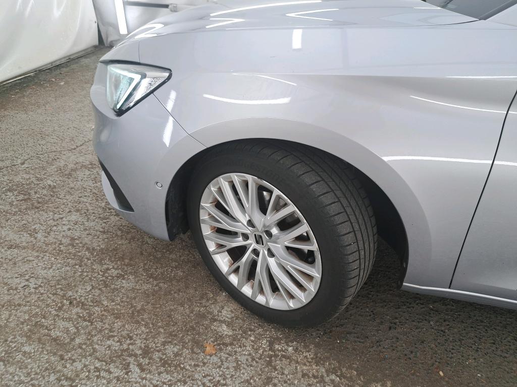SEAT LEON SPORTSTOURER 1.5 eTSI 150 DSG7 Xcellence 2022