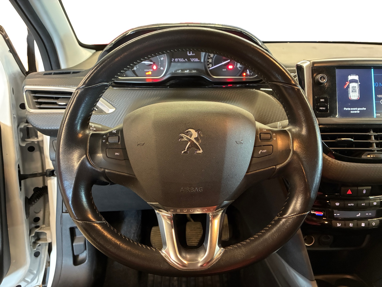 PEUGEOT 2008 BlueHDi 100ch BVM6 Style 2019