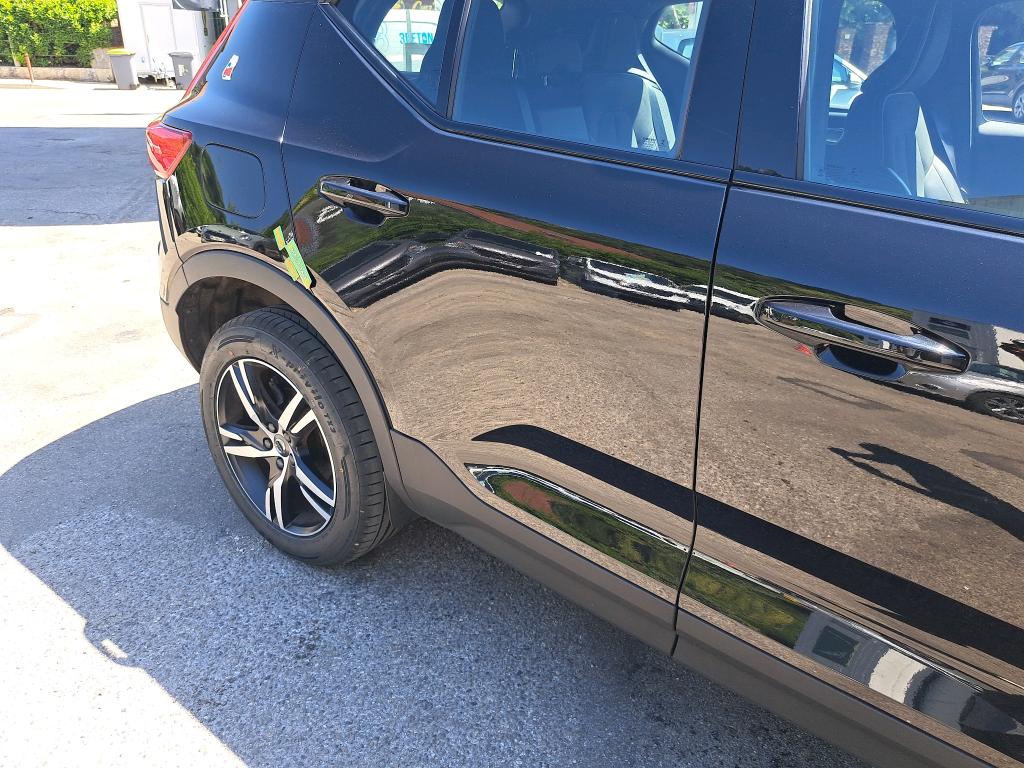 VOLVO XC40 T2 129 ch R-Design 2022