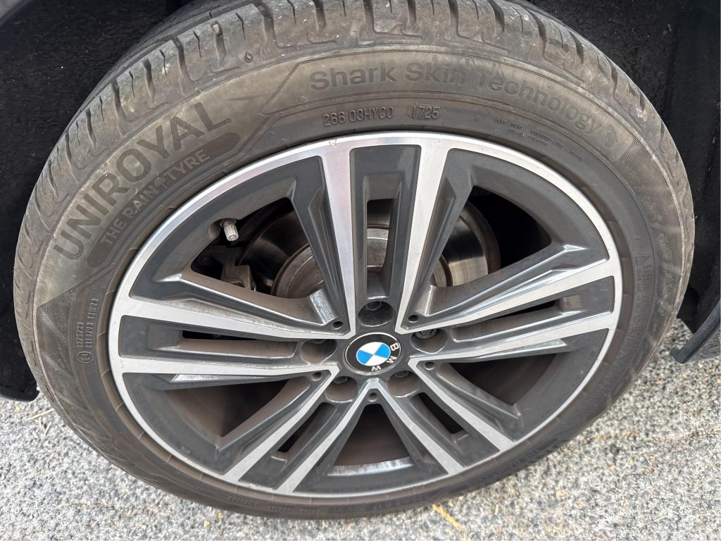BMW SERIE 1 F40 116d 116 ch DKG7 Business Design 2021