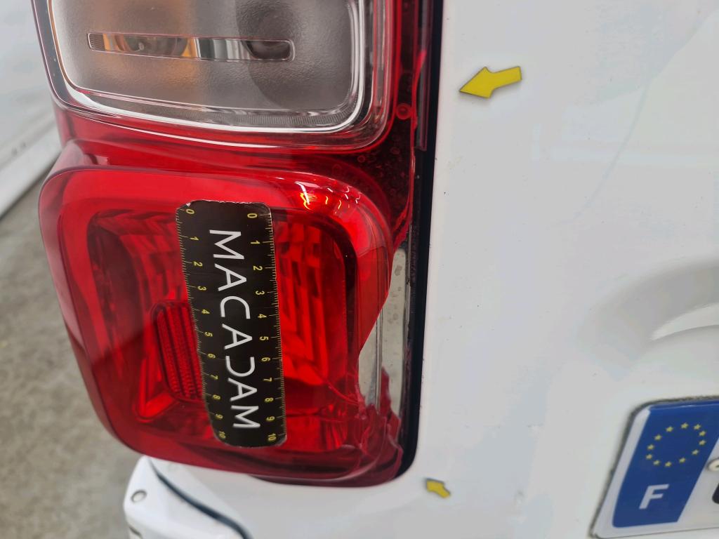PEUGEOT EXPERT FOURGON FGN TOLE STANDARD 1.5 BLUEHDI 120 S&S BVM6 PREMIUM 2021