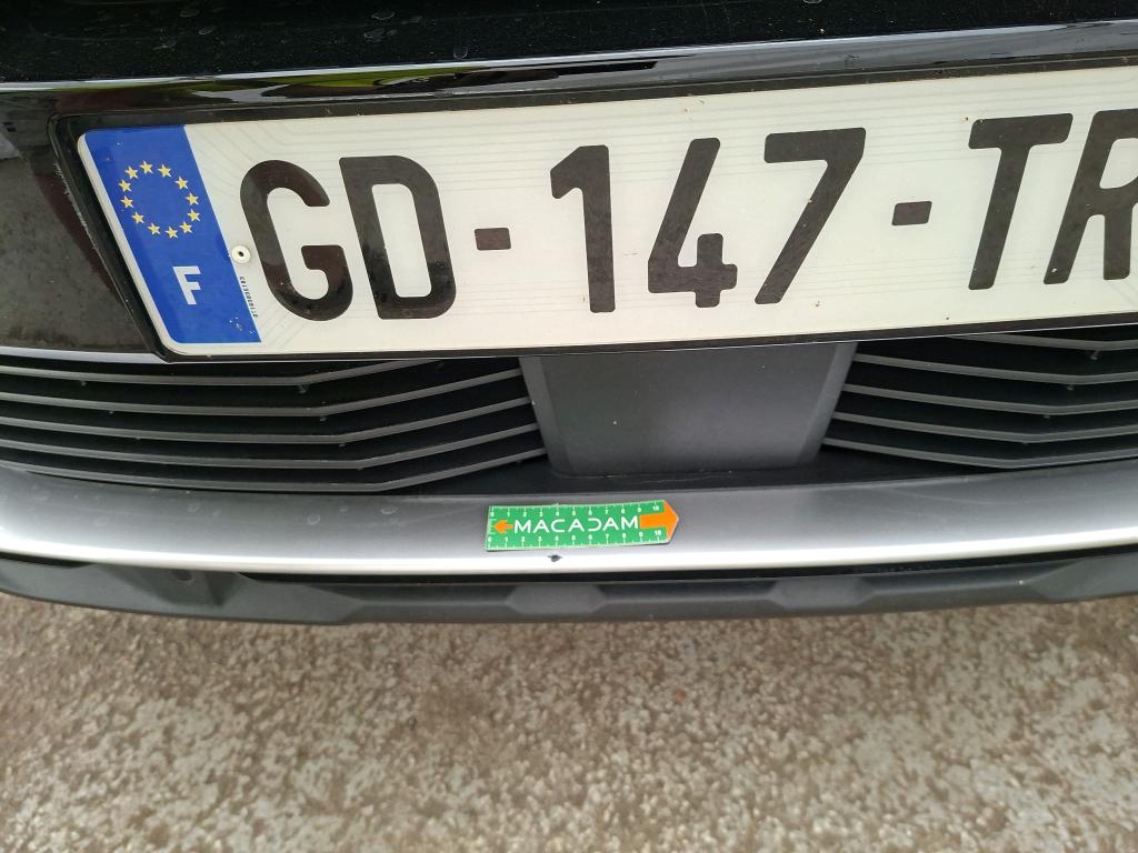 PEUGEOT 3008 Hybrid 225 e-EAT8 Allure Pack 2021