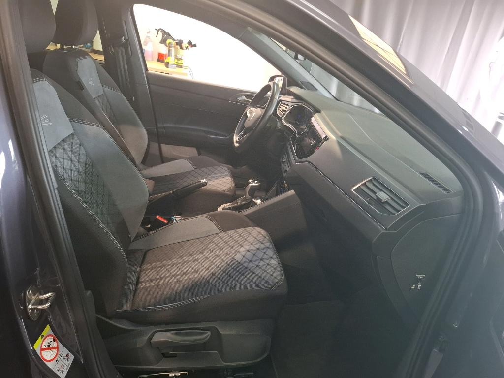 VOLKSWAGEN POLO 1.0 TSI 95 S&S DSG7 R-Line 2023