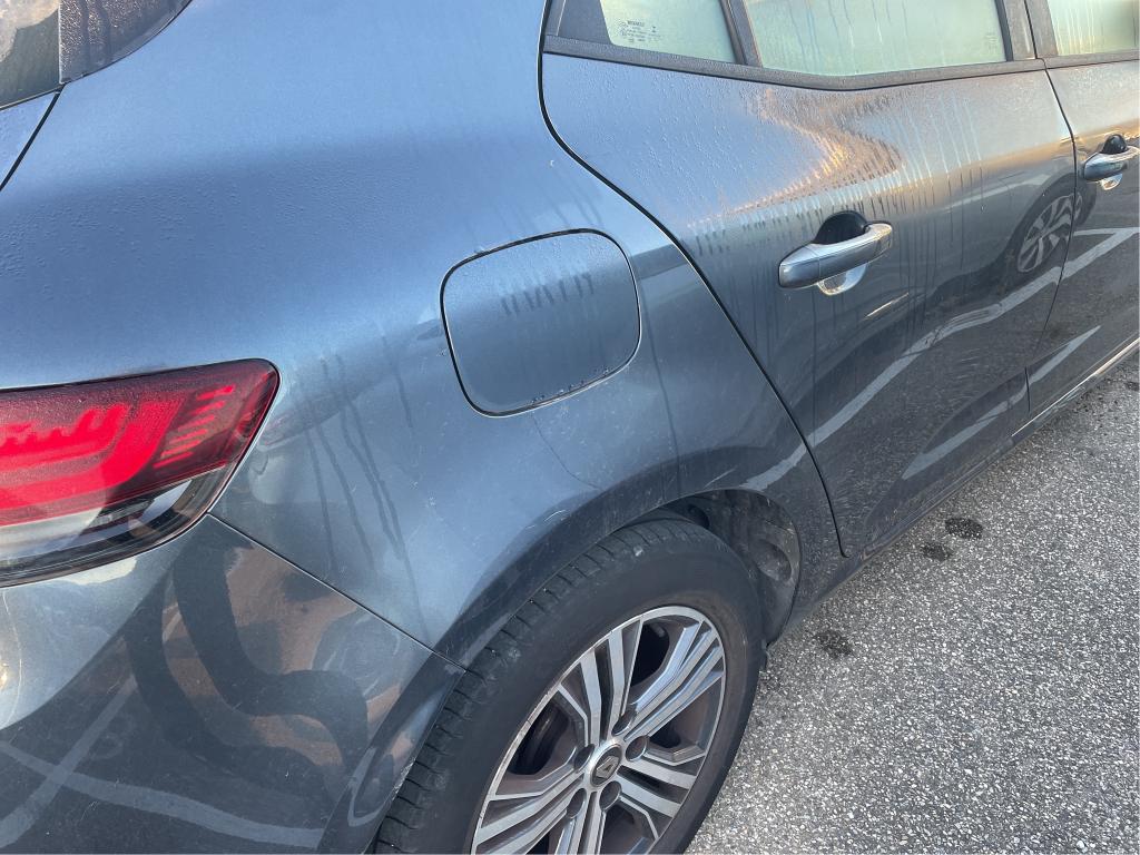 RENAULT MÉGANE MEGANE IV Berline Blue dCi 115 Evolution 2023