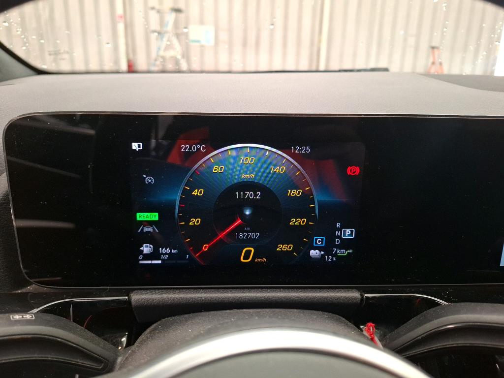 MERCEDES-BENZ GLA 250 e 8G-DCT Progressive Line 2022