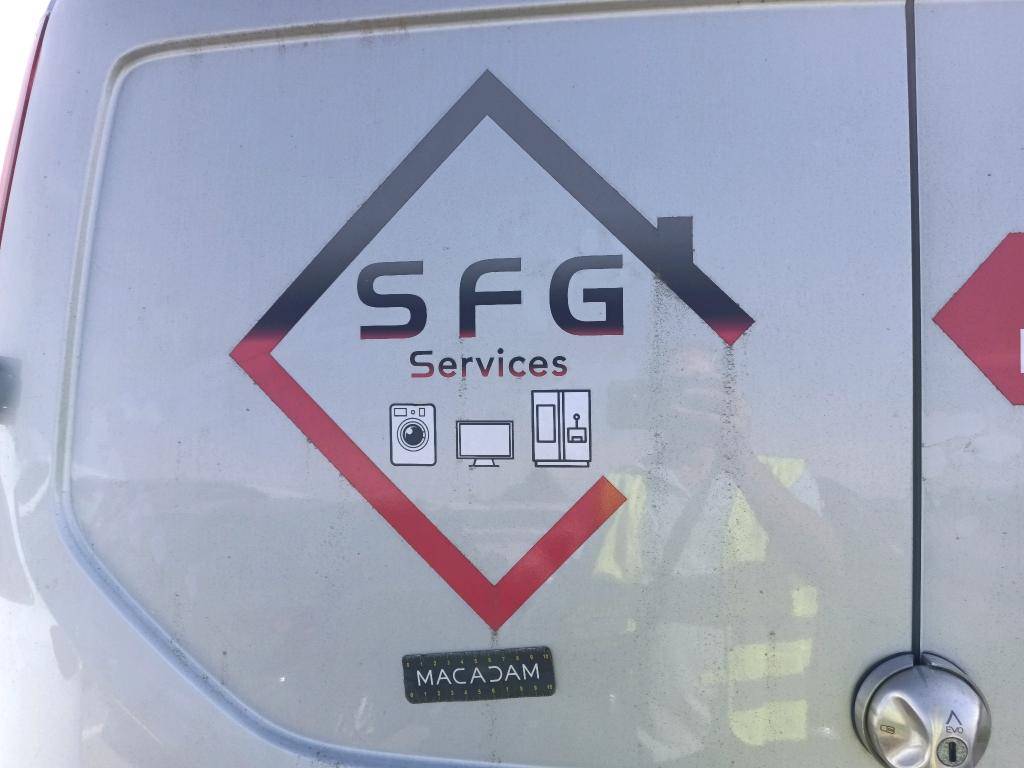 FORD TRANSIT CONN CONNECT FGN L2 1.5 ECOBLUE 100 S&S LIMITED 2023