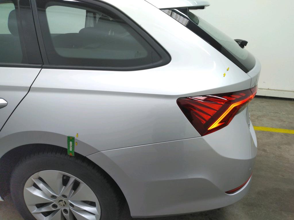 SKODA OCTAVIA COMBI 2.0 TDI 150 ch DSG7 Business 2021