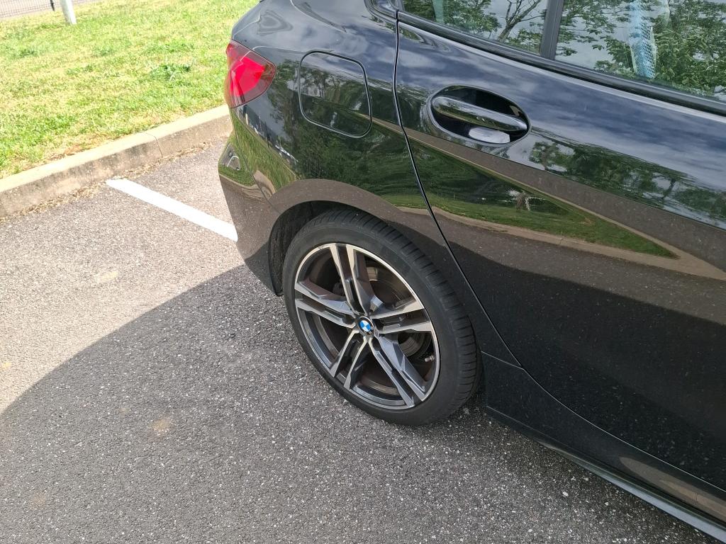 BMW SERIE 1 F40 118d 150 ch BVA8 M Sport 2023