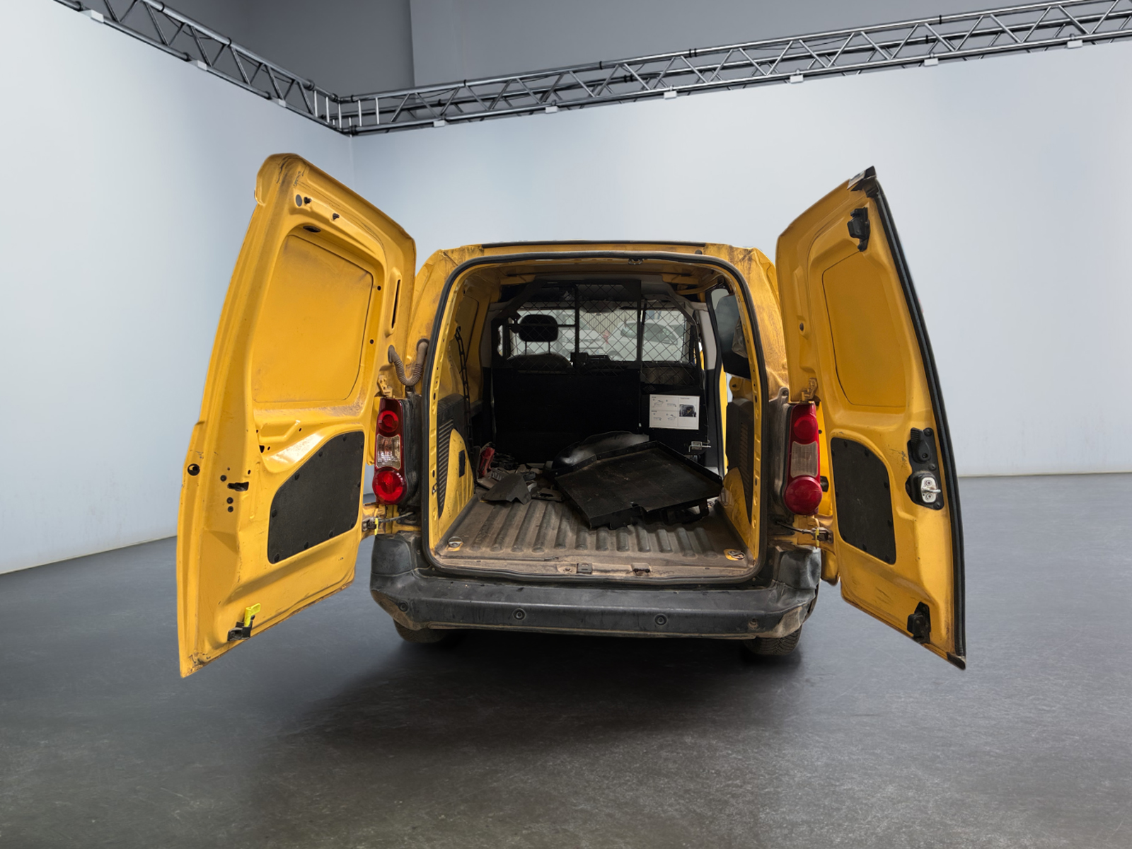 CITROEN BERLINGO FOURGON M BLUEHDI 100 S&S ETG6 CLUB 2017