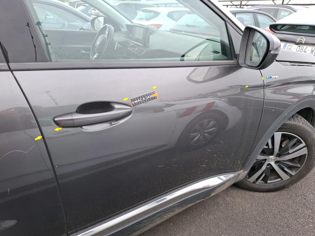 PEUGEOT 3008 Hybrid 225 e-EAT8 Allure 2021