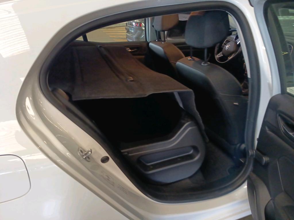 RENAULT MEGANE SOCIETE IV BLUE DCI 95 AIR NAV 2P 2021