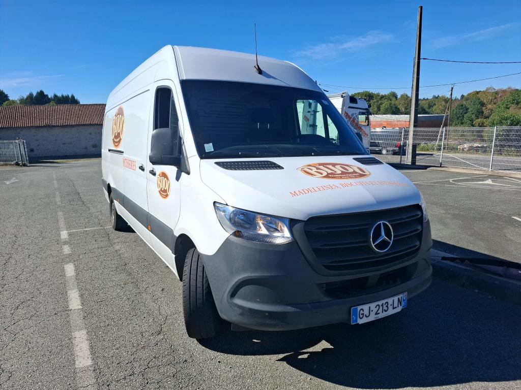 MERCEDES-BENZ SPRINTER FOURGON FGN 317 CDI 43 3.5T RWD FIRST 2022
