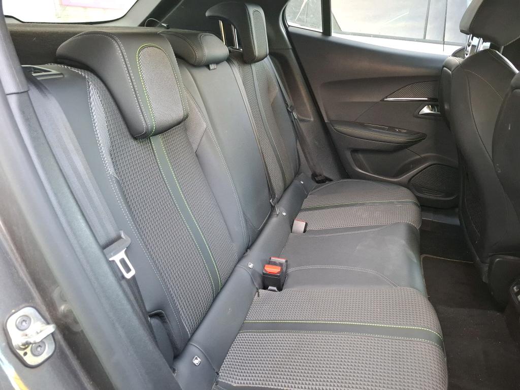 PEUGEOT 2008 BlueHDi 130 S&S EAT8 GT 2022