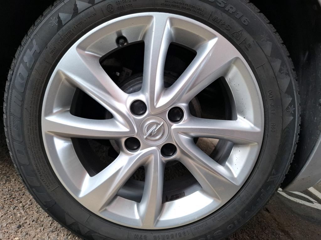 OPEL CORSA 1.2 75 ch BVM5 Elegance Business 2023