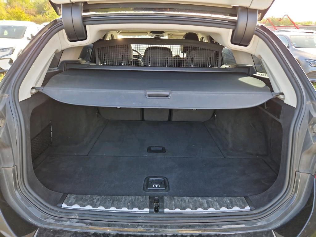 BMW SERIE 3 TOURING G21 LCI 318d 150 ch BVA8 Business Design 2023
