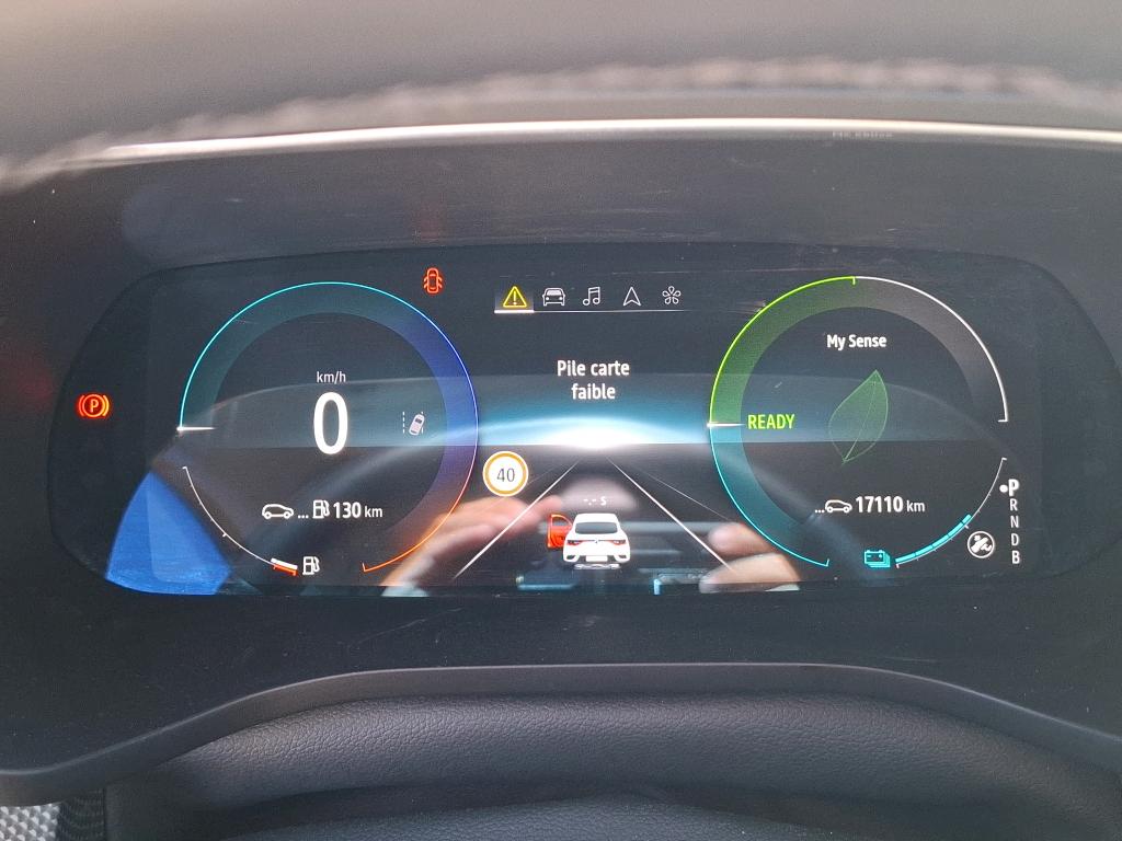 RENAULT ARKANA E-Tech 145 - 22 Techno 2023
