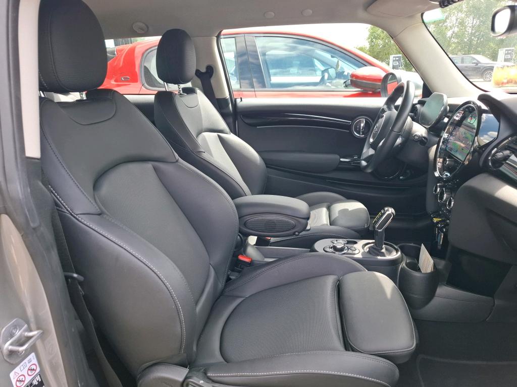 MINI HATCH 3 Portes Cooper SE 184 ch Essential 2023