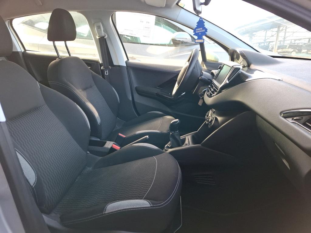 PEUGEOT 208 1.6 BlueHDi 75ch BVM5 Active 2016