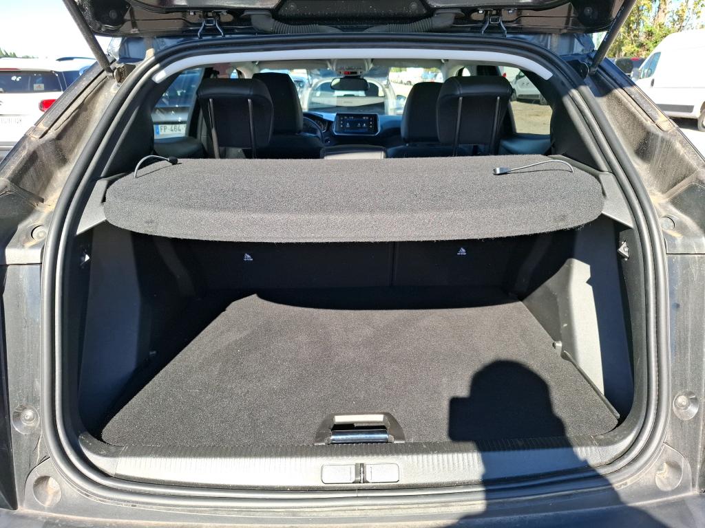 PEUGEOT 2008 BlueHDi 130 S&S EAT8 Allure 2022