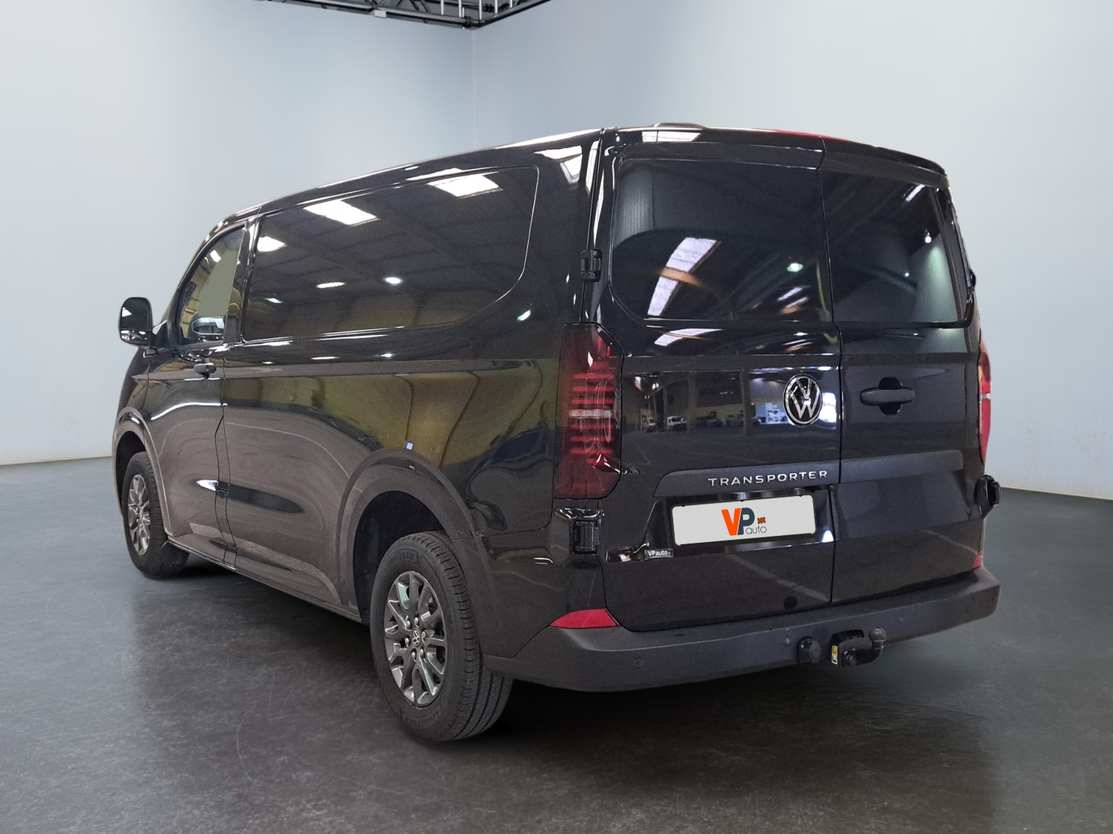 VOLKSWAGEN TRANSPORTER VAN L1H1 2.0 TDI 150 BVA8 BUSINESS 2025