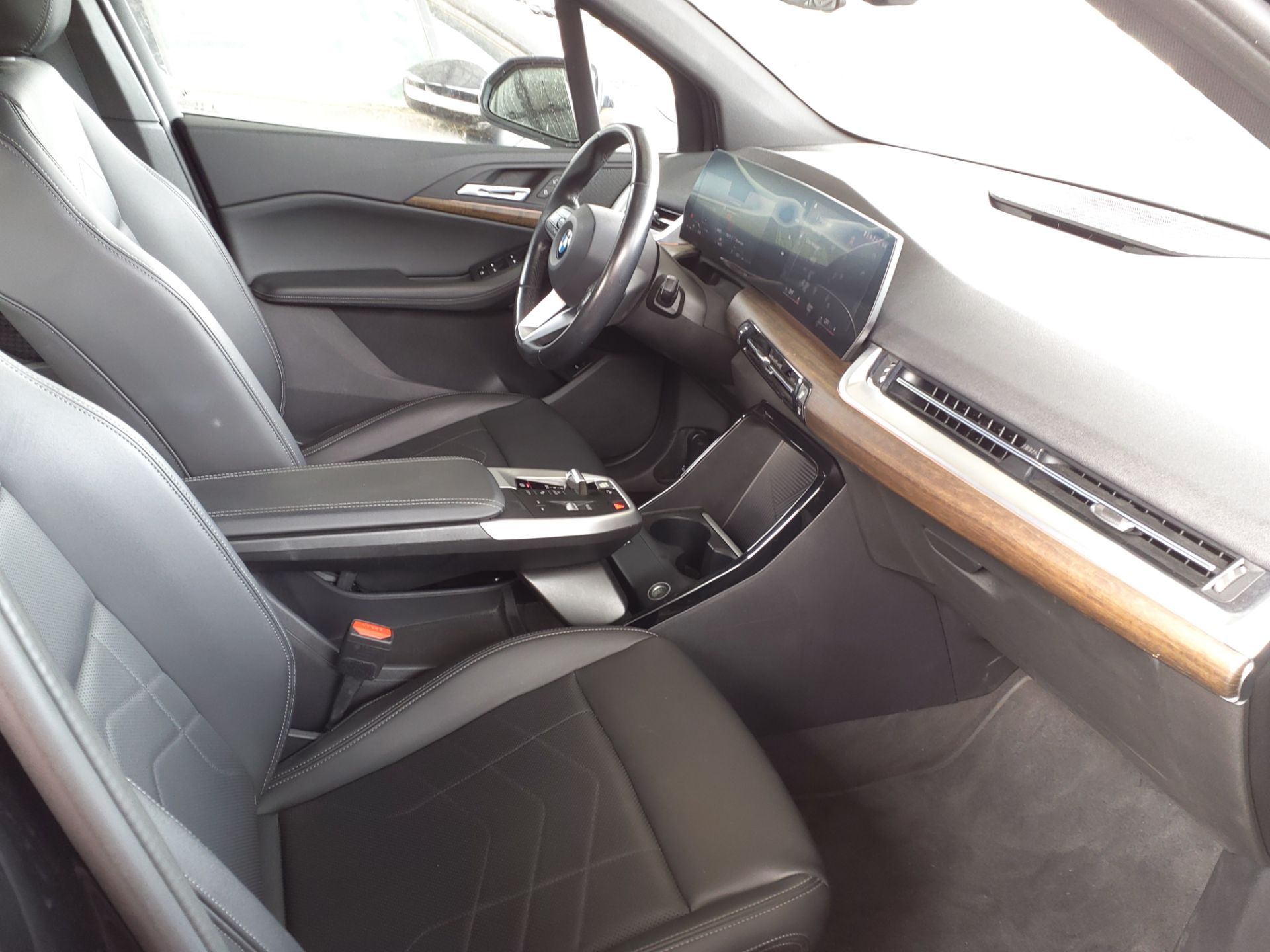 BMW SERIE 2 ACTIVE TOURER 218i 136 ch DKG7 Luxury 2024