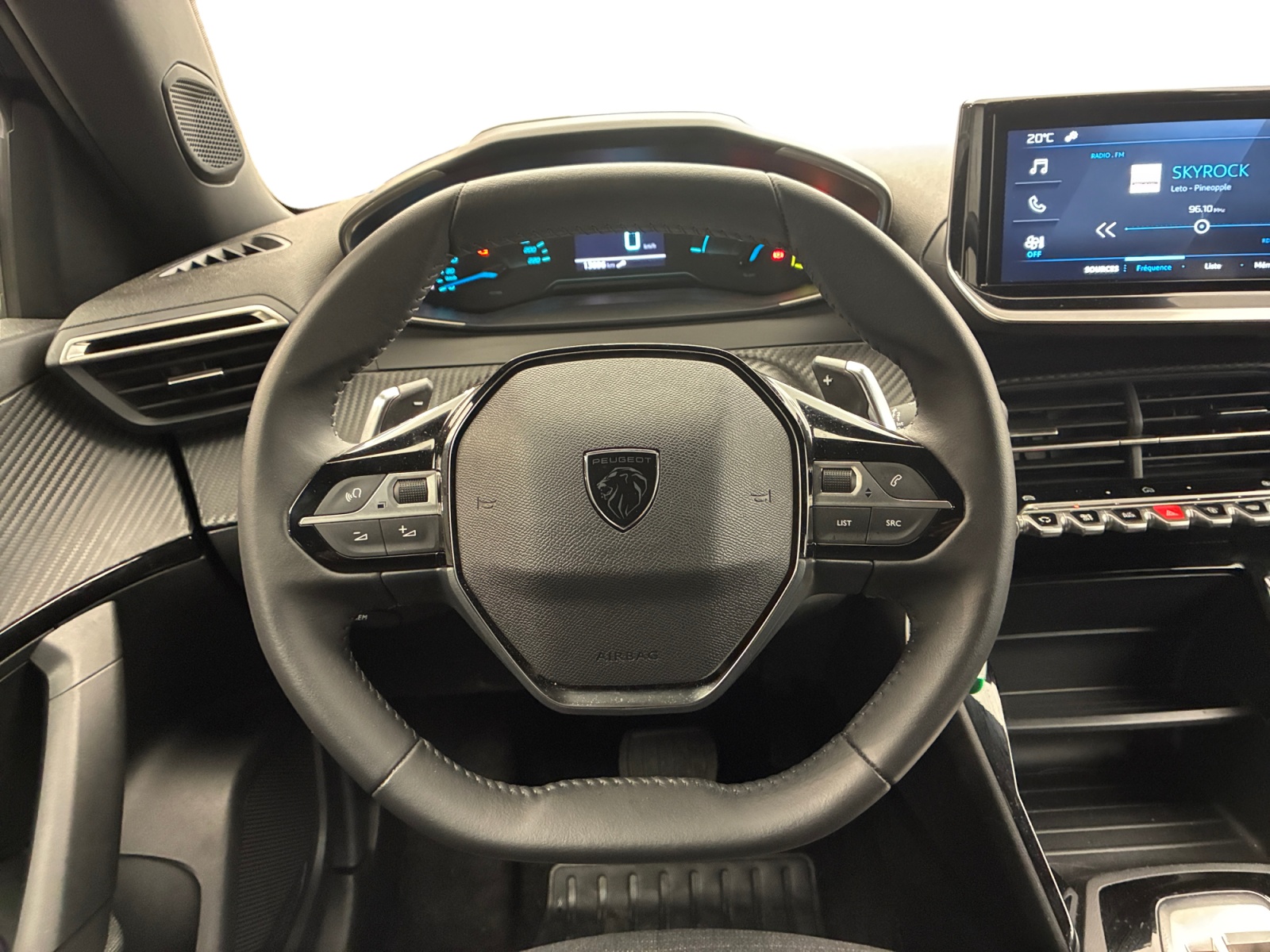 PEUGEOT 2008 Hybrid 145 ch e-DCS6 Style 2025